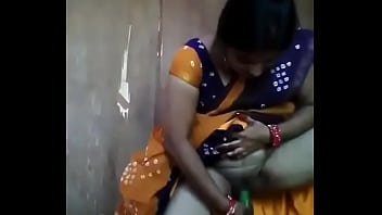 1038 Bangladeshi girl masterbating Video