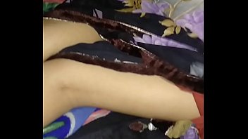 8392 soti hue ladki ki xxx Video